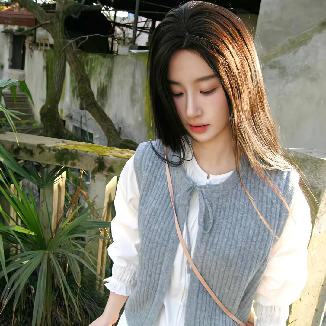 小楼又东风